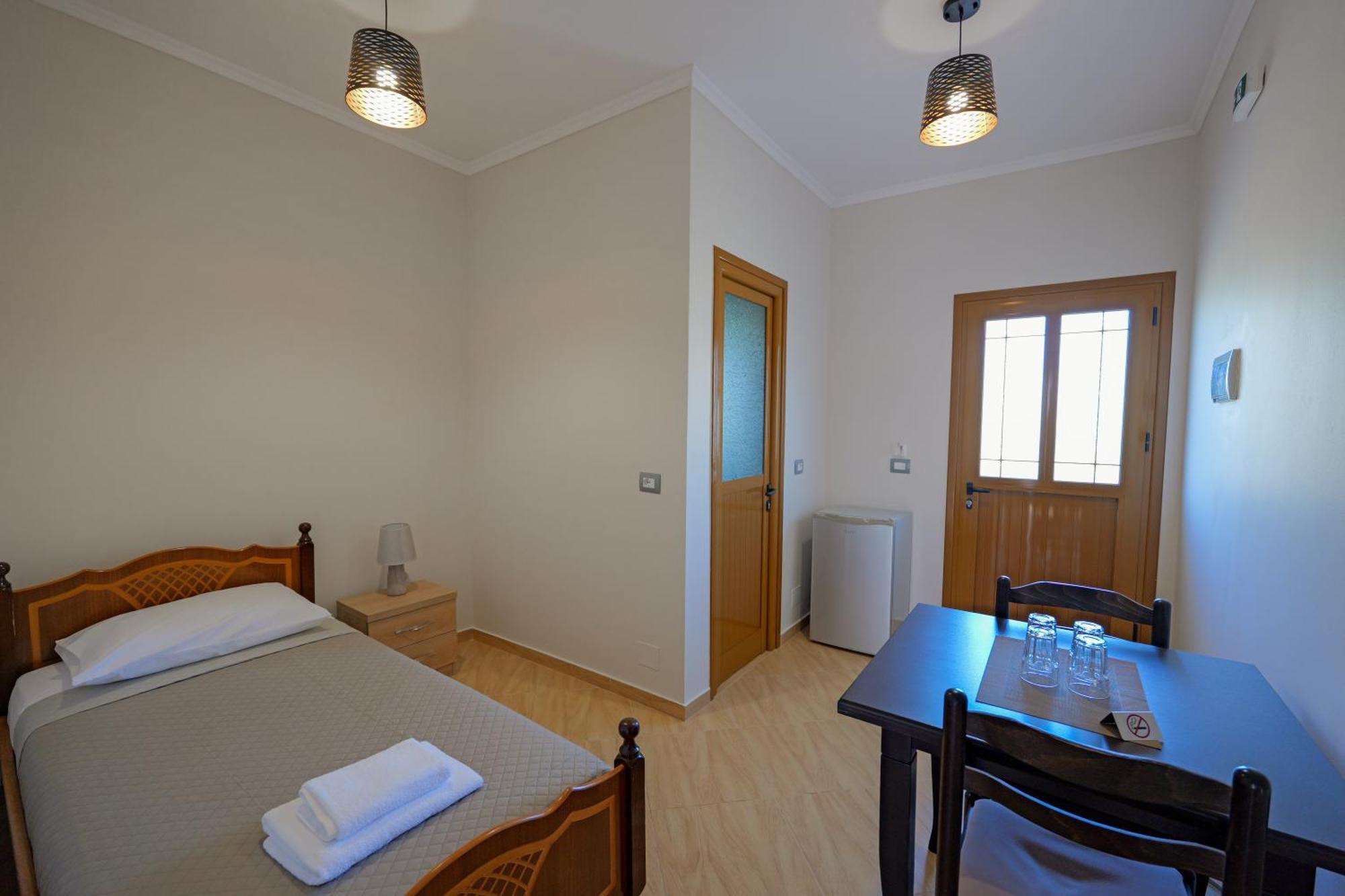 Hotel Deja Vu Ksamil Pokój zdjęcie